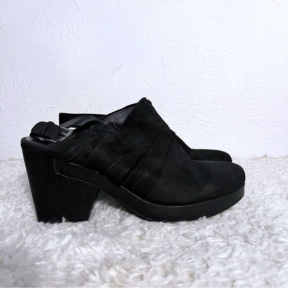 EILEEN FISHER  Black Suede Closed Toe Mules Platform Chunky Women's Size 10 - Picture 2 of 8